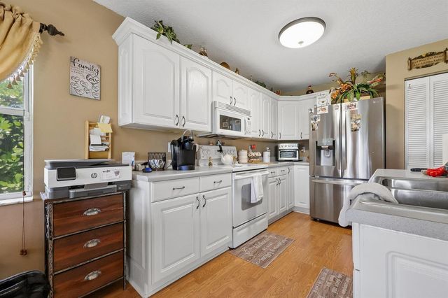 6205 Lansdowne Circle, Boynton Beach, FL 33472