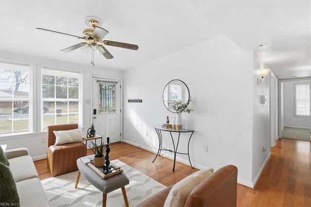 2913 Berkley AVE, Chesapeake, VA 23325