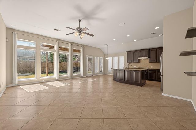 13612 Evening Wind Drive, Pearland, TX 77584