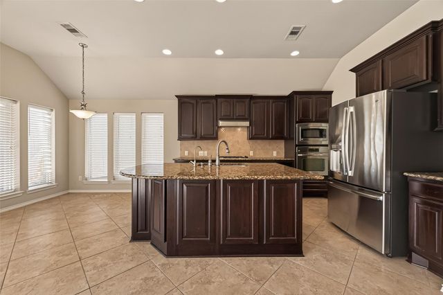 13612 Evening Wind Drive, Pearland, TX 77584