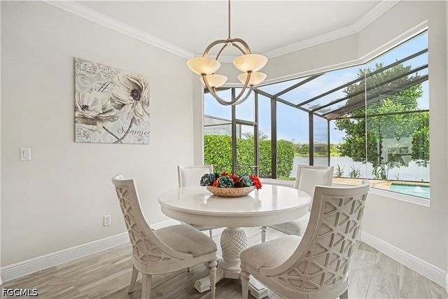 9062 Montserrat DR, Naples, FL 34114