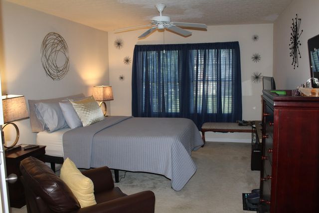 8090 Over Par Court, Burlington, KY 41005