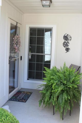 8090 Over Par Court, Burlington, KY 41005