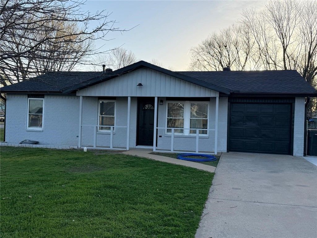 2511 4th Street, Rogers, AR 72756