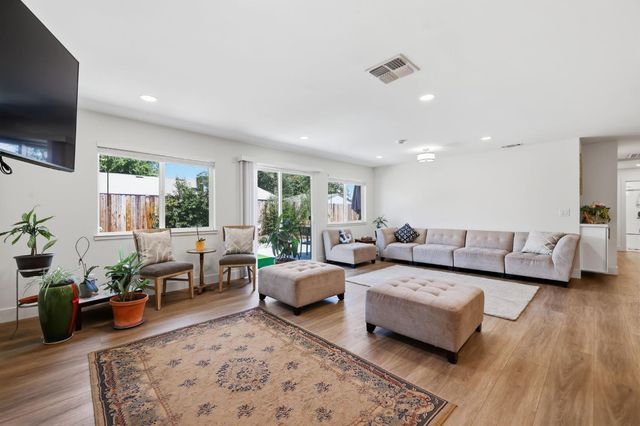 7014 Checkerbloom Way, Citrus Heights, CA 95610