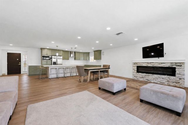 7014 Checkerbloom Way, Citrus Heights, CA 95610