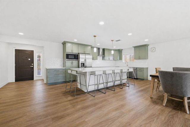 7014 Checkerbloom Way, Citrus Heights, CA 95610