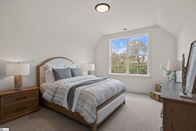 4 Adrian Way, Simpsonville, SC 29680