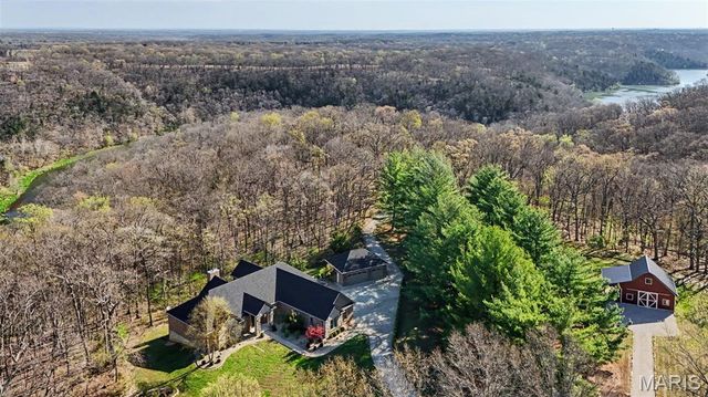 353 Callaway Ridge Drive, Defiance, MO 63341