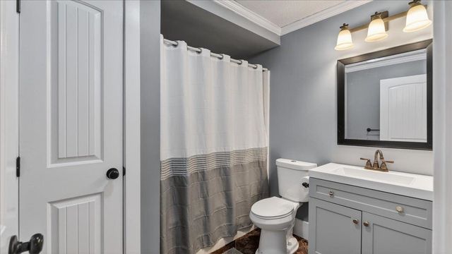 3908 E 13th Ave, Spokane, WA 99202