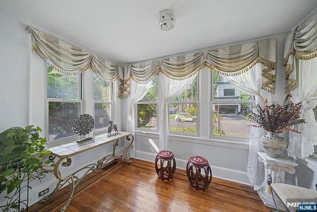 26 Day Avenue, Tenafly, NJ 07670