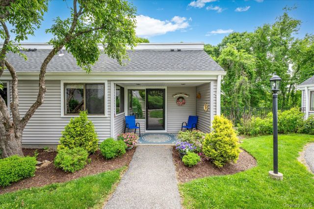 91 Heritage Hills D, Somers, NY 10589