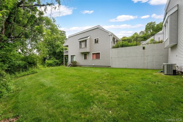91 Heritage Hills D, Somers, NY 10589