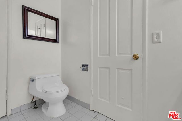 9322 Lasaine Avenue, Los Angeles, CA 91325