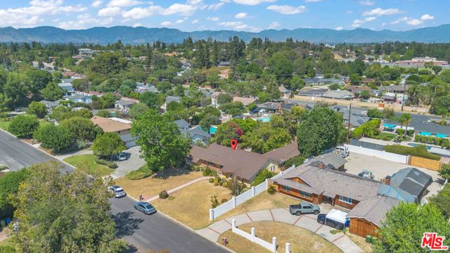 9322 Lasaine Avenue, Los Angeles, CA 91325