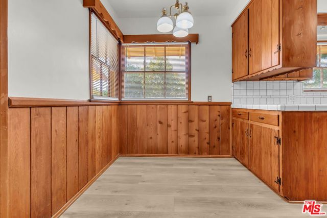 9322 Lasaine Avenue, Los Angeles, CA 91325