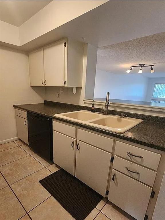 Image 11 of property listing at 6124 PEREGRINE AVENUE D06, Orlando, FL 32819
