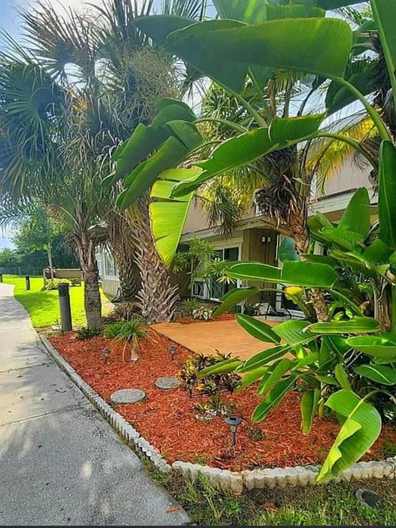 Image 21 of property listing at 6124 PEREGRINE AVENUE D06, Orlando, FL 32819