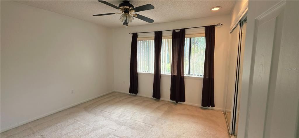 Image 28 of property listing at 6124 PEREGRINE AVENUE D06, Orlando, FL 32819
