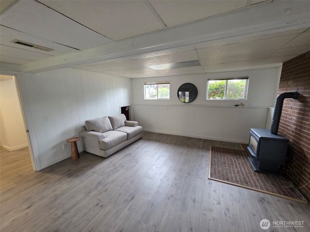 13712 SE 233rd Street, Kent, WA 98042