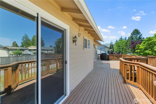 13712 SE 233rd Street, Kent, WA 98042