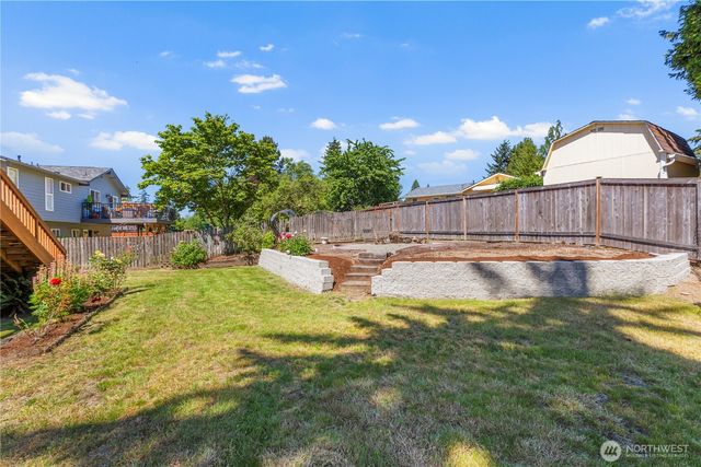 13712 SE 233rd Street, Kent, WA 98042