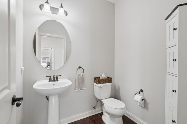 1832 Spring Creek Drive, Carver, MN 55315