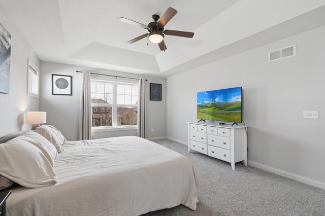 1832 Spring Creek Drive, Carver, MN 55315