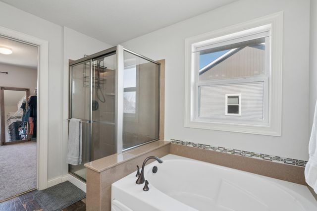 1832 Spring Creek Drive, Carver, MN 55315