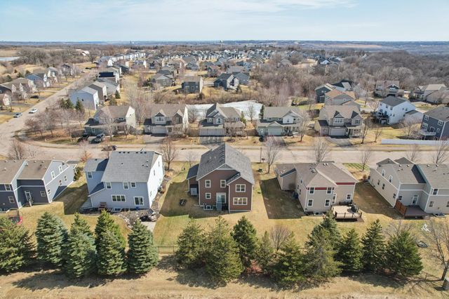 1832 Spring Creek Drive, Carver, MN 55315