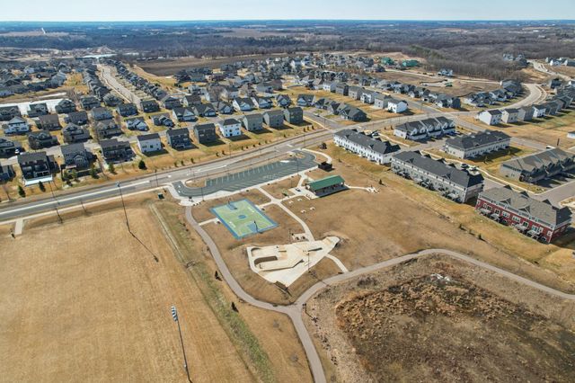 1832 Spring Creek Drive, Carver, MN 55315