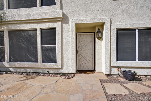 8821 S 51ST Street 2, Phoenix, AZ 85044