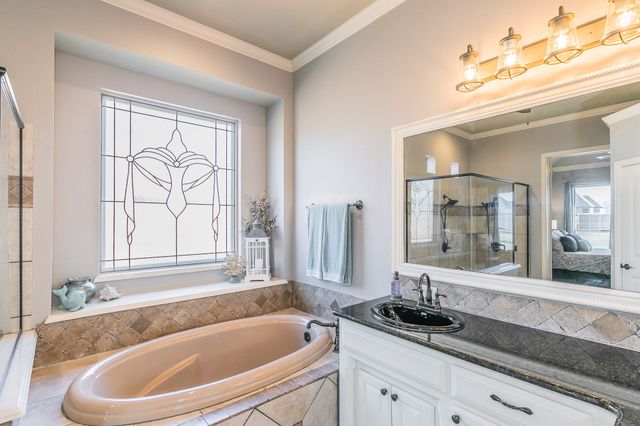 1173 Durango Springs Drive, Fort Worth, TX 76052