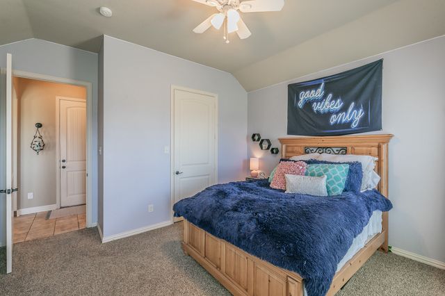 1173 Durango Springs Drive, Fort Worth, TX 76052