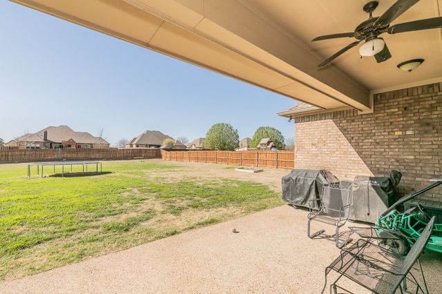 1173 Durango Springs Drive, Fort Worth, TX 76052
