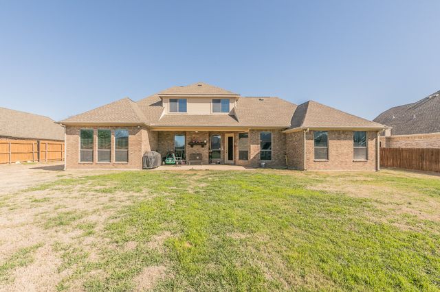 1173 Durango Springs Drive, Fort Worth, TX 76052