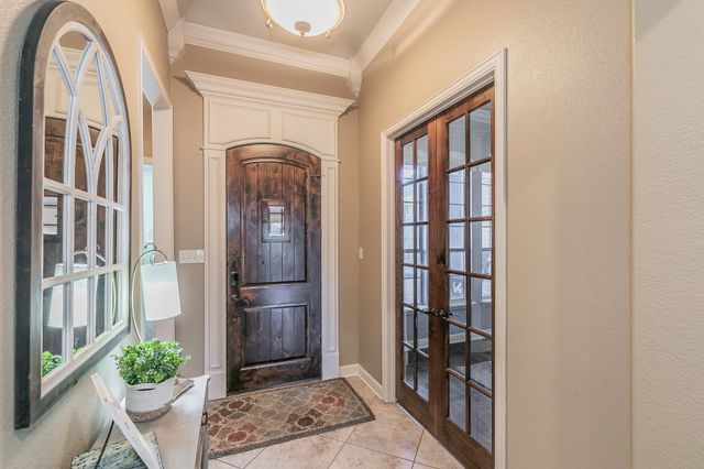 1173 Durango Springs Drive, Fort Worth, TX 76052