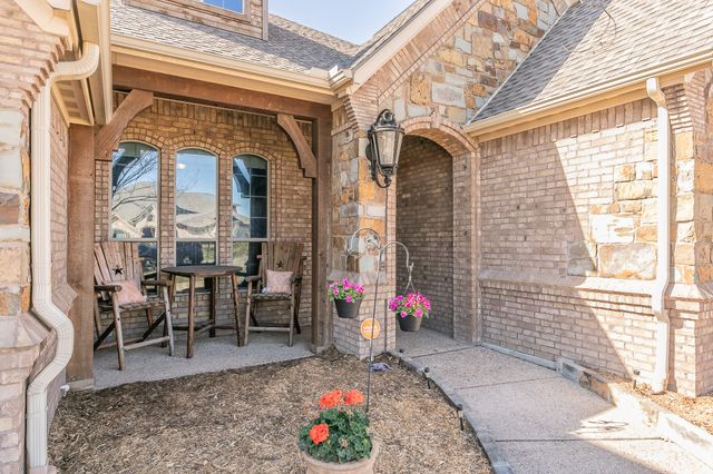 1173 Durango Springs Drive, Fort Worth, TX 76052