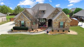 1173 Durango Springs Drive, Fort Worth, TX 76052