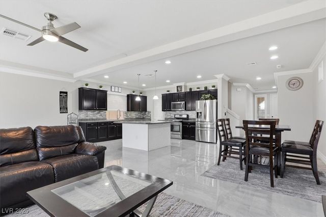 9647 Stoney Mesa Court, Las Vegas, NV 89139