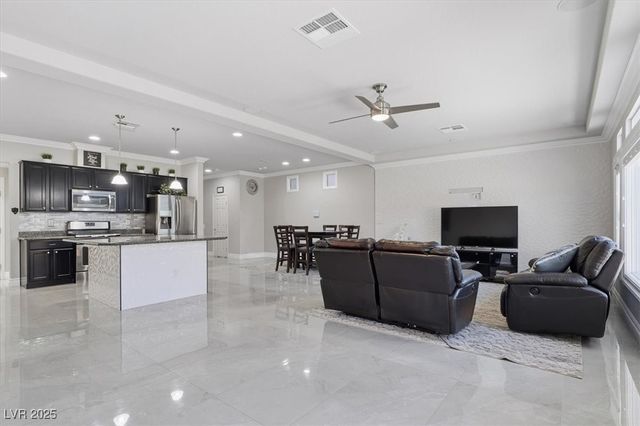 9647 Stoney Mesa Court, Las Vegas, NV 89139