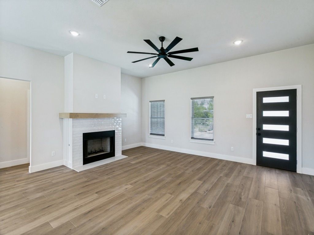 610 N Mill, Weatherford, TX 76086 — photo 3