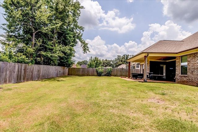 4684 KINGS FOREST DR, Bartlett, TN 38135