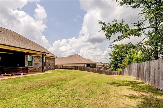 4684 KINGS FOREST DR, Bartlett, TN 38135