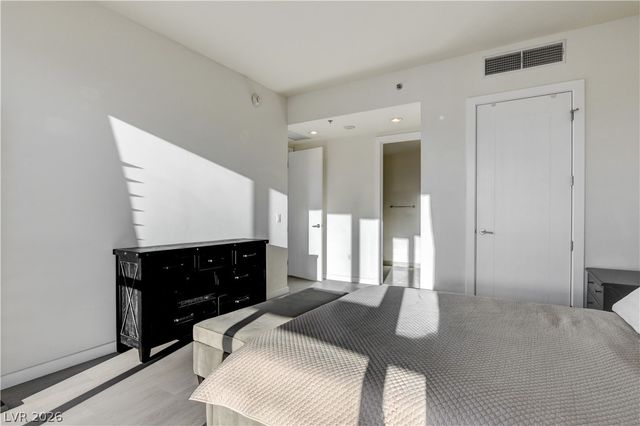 4575 Dean Martin Drive 2812, Las Vegas, NV 89103