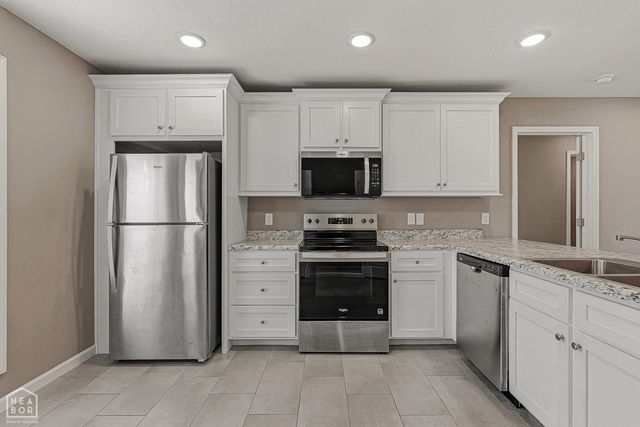 1408 S 8TH Street, Paragould, AR 72450