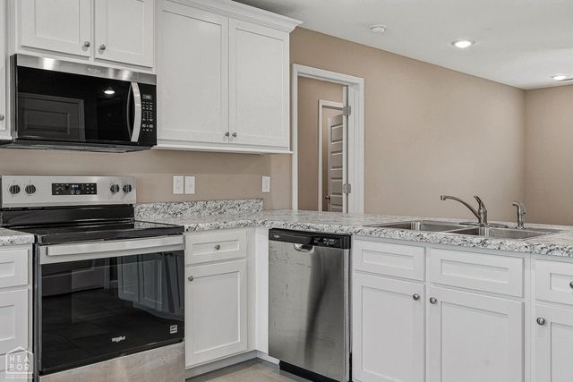 1408 S 8TH Street, Paragould, AR 72450