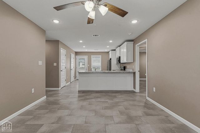 1408 S 8TH Street, Paragould, AR 72450