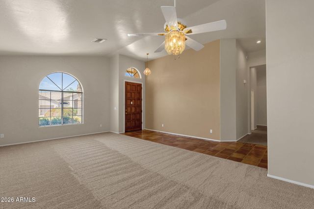 3001 E REDFIELD Road, Phoenix, AZ 85032