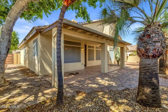 3001 E REDFIELD Road, Phoenix, AZ 85032